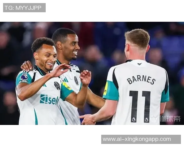 墨菲崛起为球队核心表现抢眼四场比赛场均323分助力球队胜利